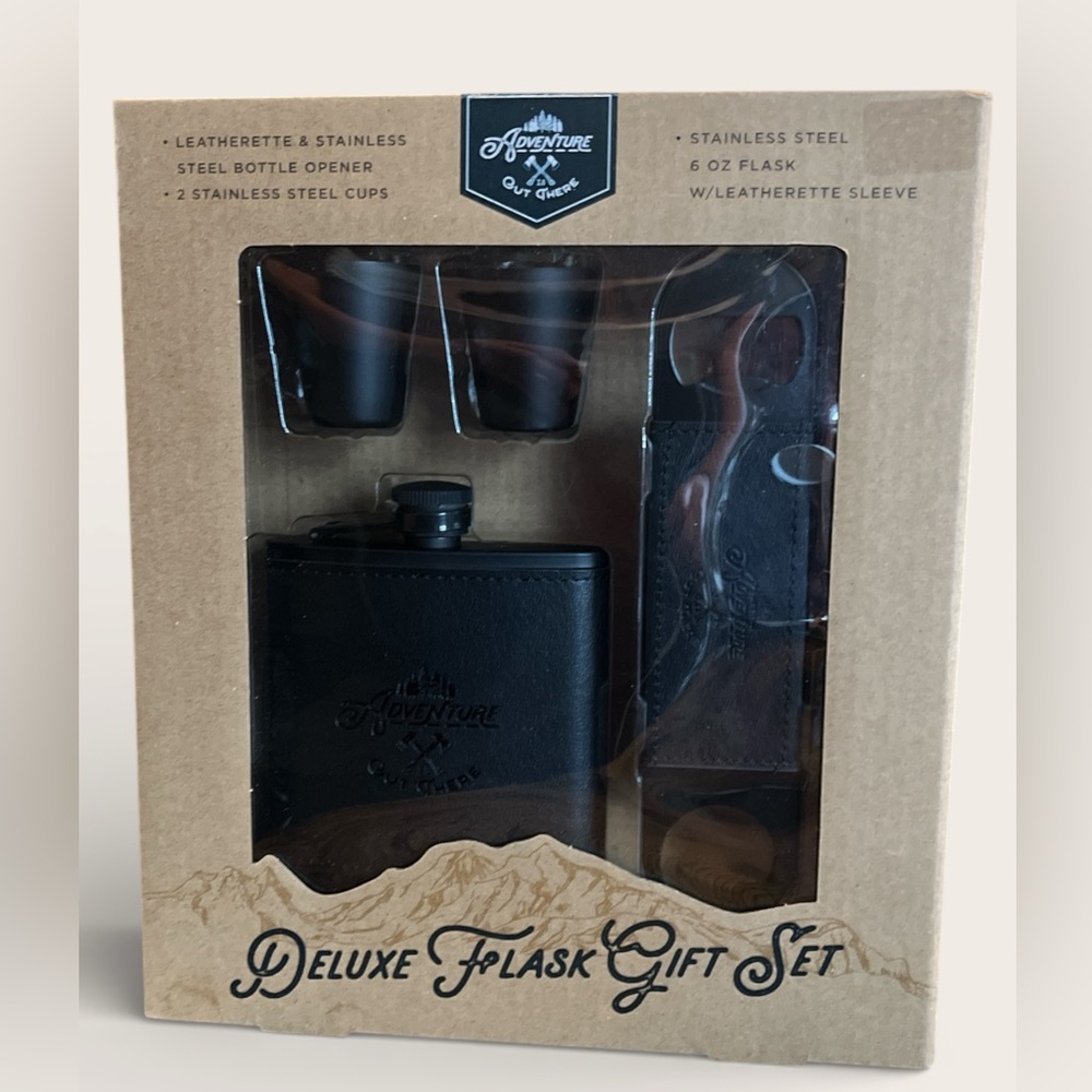 Adventure Deluxe Flask Gift Set